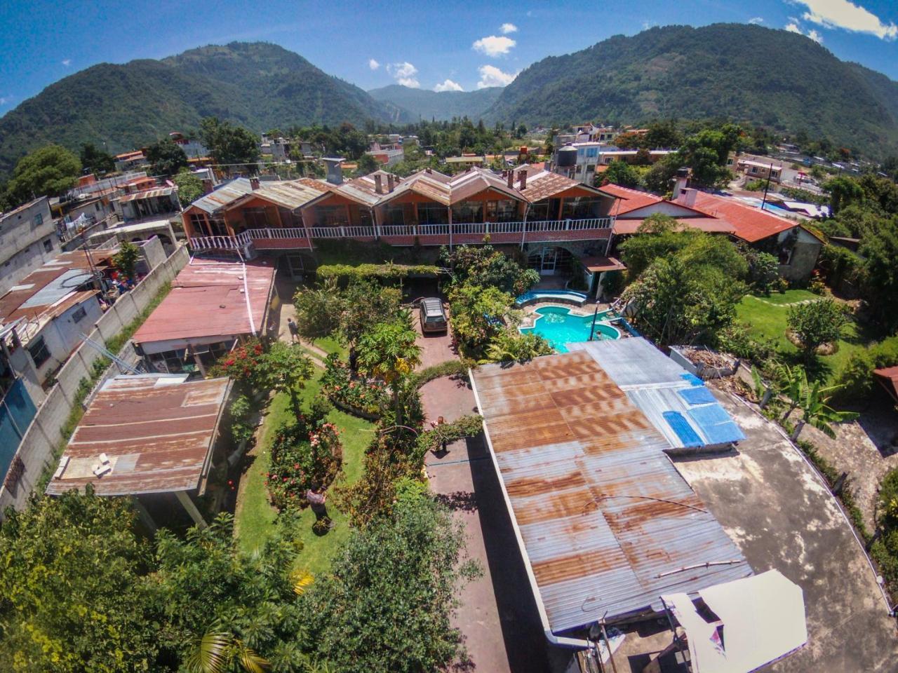 Hotel Playa Linda Panajachel Exteriör bild